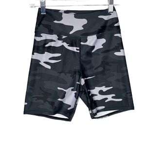 Gear Bunch‎ Shorts Womens XS Black Gray Camo Bike Shorts Gym Training Athleisure